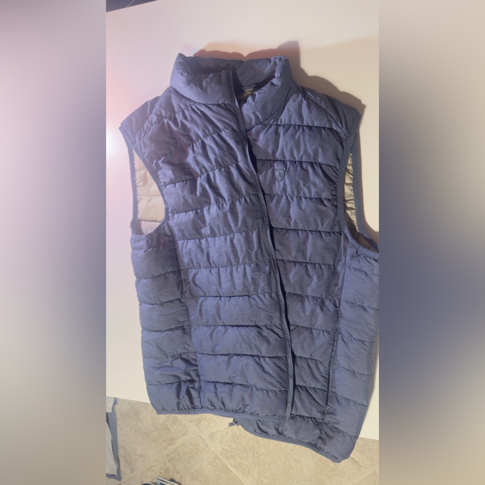 Alvaro Moreno puffed vest